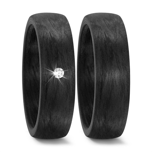 Carbon ringe med diamant
