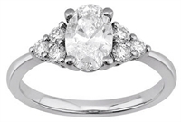 Lab Ring oval 14 hvidkt 1,346 ct w/si